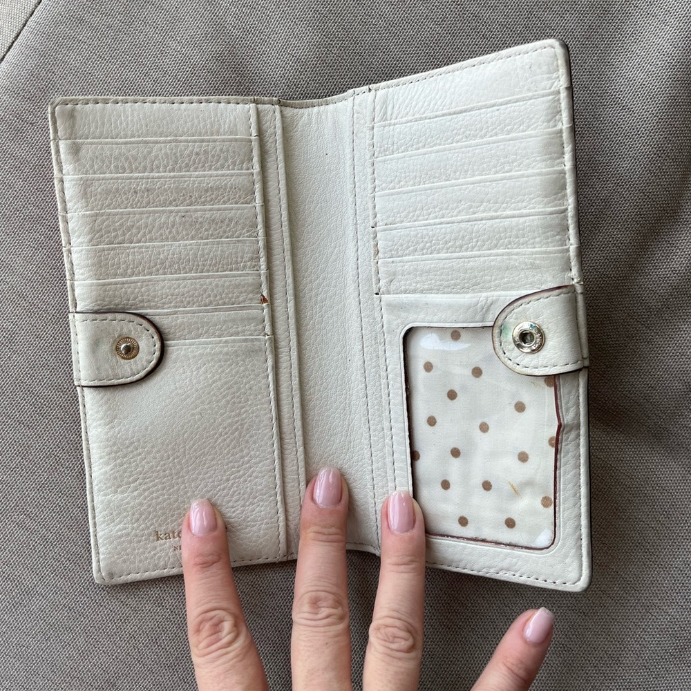 Kate Spade Wallet - Picture 2 of 4